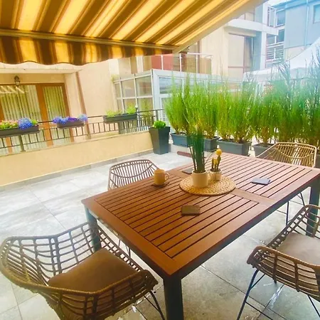Daire Burgas Apartment Burgaz